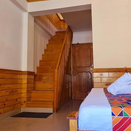Tourist Nest Old Manali Hotel Bagian luar foto